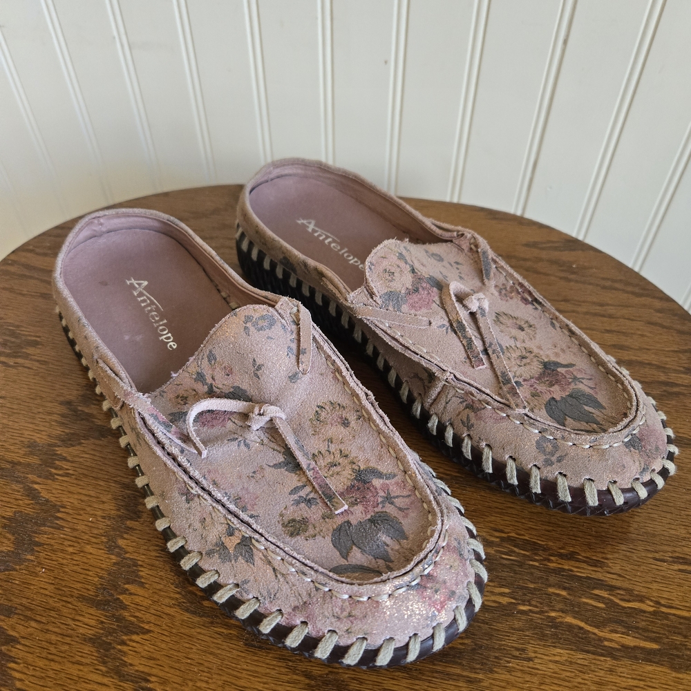 Antelope Dusty Pink Floral Suede Moccasin Mule Slip-Ons - Picture 8 of 10
